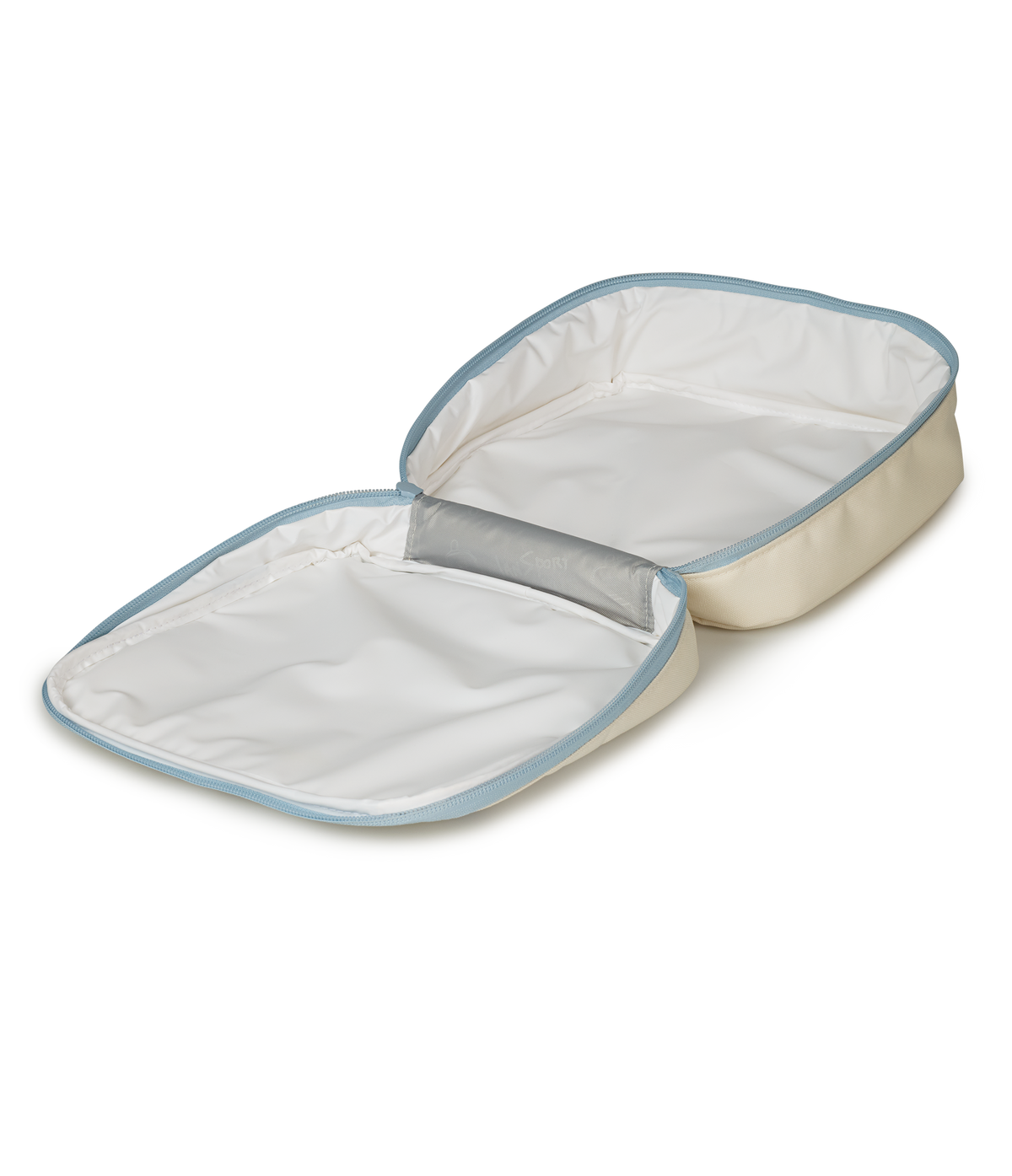superbreak-plus-soft-essentials-set-b8 JS0A4NV9A0M-INTERIOR.png