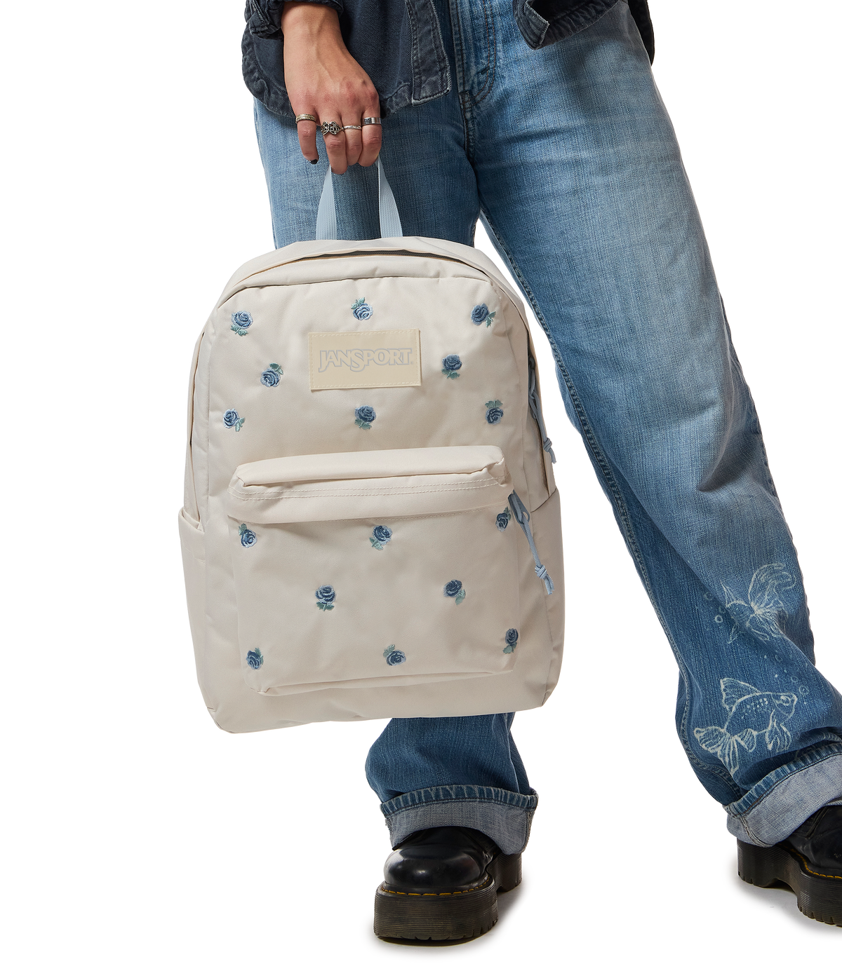 superbreak-plus-soft-essentials-set-b8 JS0A4QUAA0M-MODEL.png