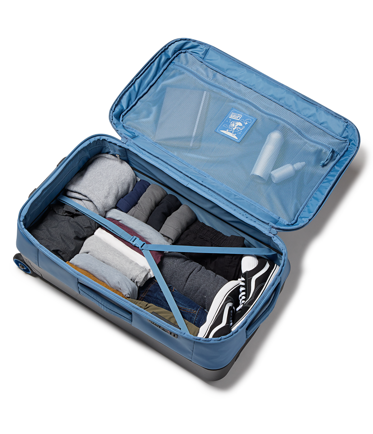30-rolling-duffel-toiletry-bag-elemental-blue-set-h3 JS0A86EOEW5-DET3.png
